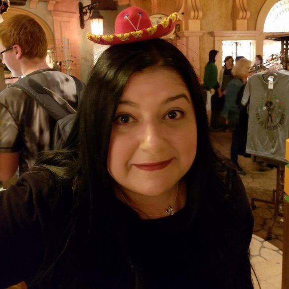 ⭐️Meet your Posh Ambassador 2, Jennifer⭐️ - Picture 2 of 11